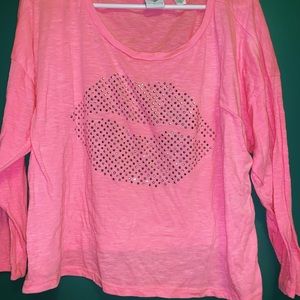 rhinestone lip tee